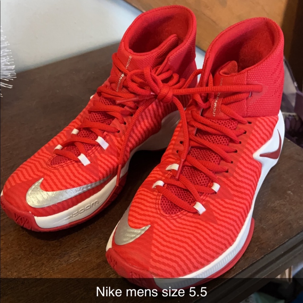 Nike zoom clear out basketball shoes
